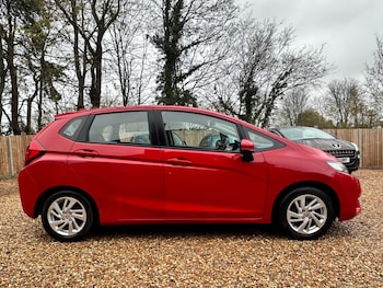 Used Honda Jazz 2016 for sale - 76990160: Photo