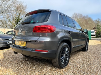 Used Volkswagen Tiguan 2016 for sale - 77737655: Photo