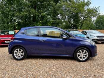 Used Peugeot 208 2016 for sale - 74850267: Photo