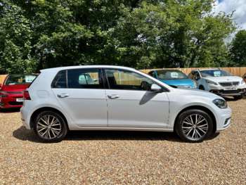 Used Volkswagen Golf 2017 for sale - 74848709: Photo