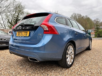 Used Volvo V60 2015 for sale - 78086693: Photo