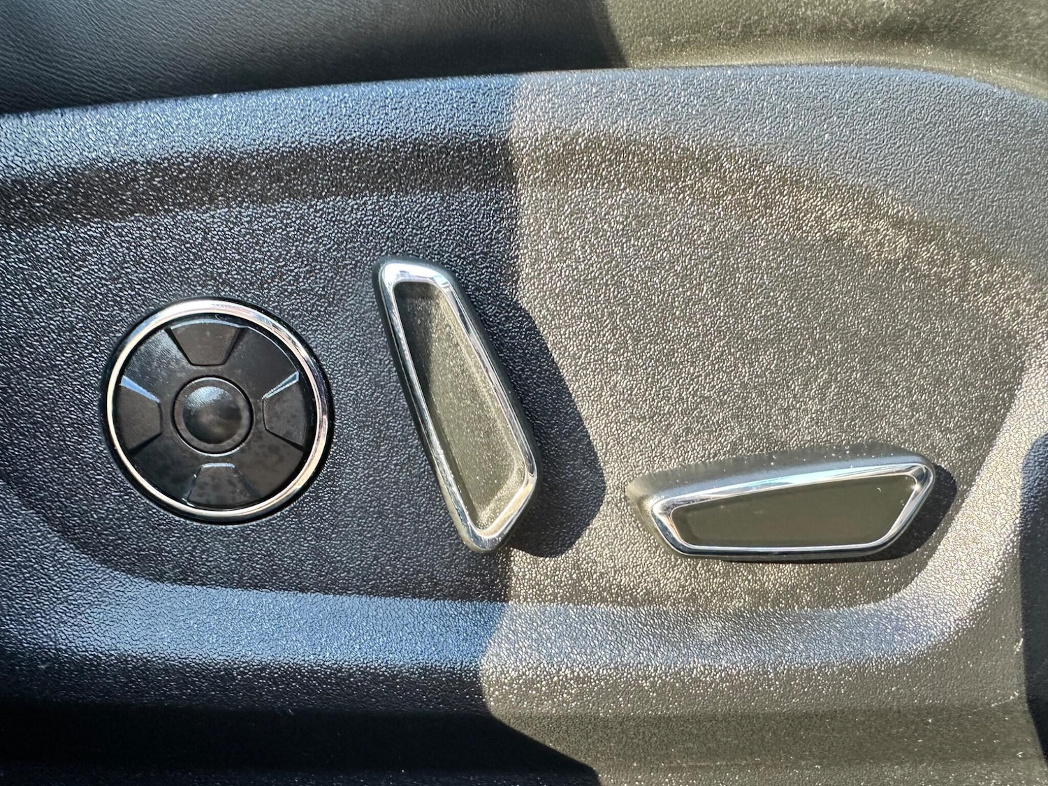 Used Ford S-Max 2016 for sale - 77683561: Photo 17