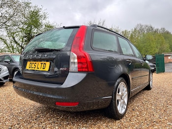 Used Volvo V50 2009 for sale - 78261153: Photo
