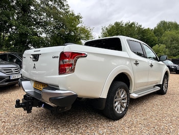 Used Mitsubishi L200 2018 for sale - 75623104: Photo