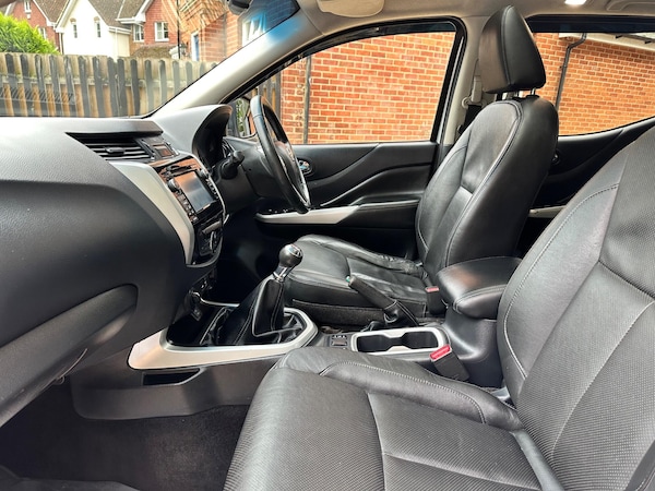 Used Nissan Navara 2016 for sale - 76259380: Photo 17