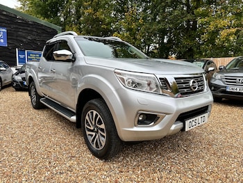Used Nissan Navara 2016 for sale - 76259380: Photo 2