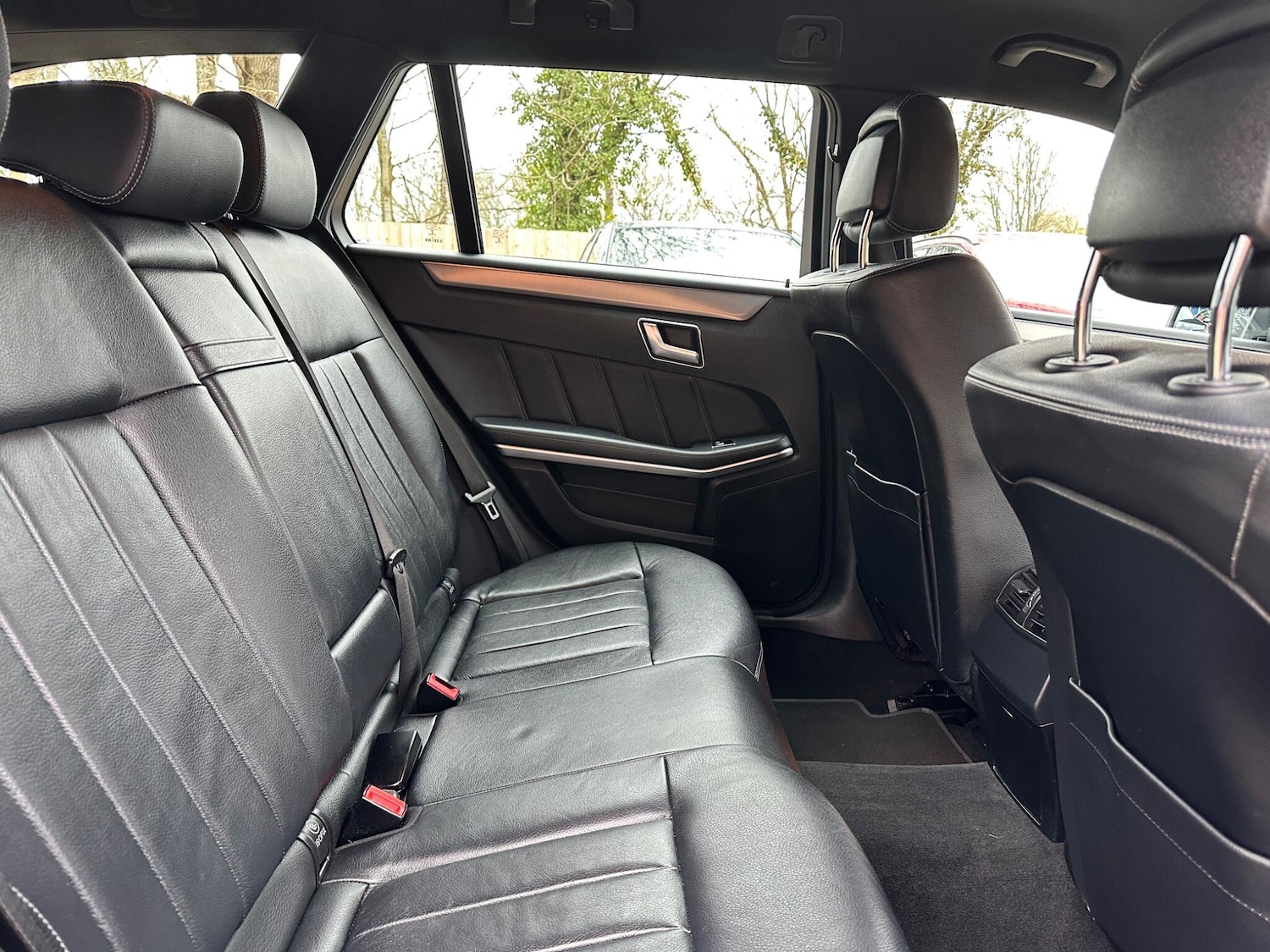 Used Mercedes-Benz E Class 2016 for sale - 77598686: Photo 16