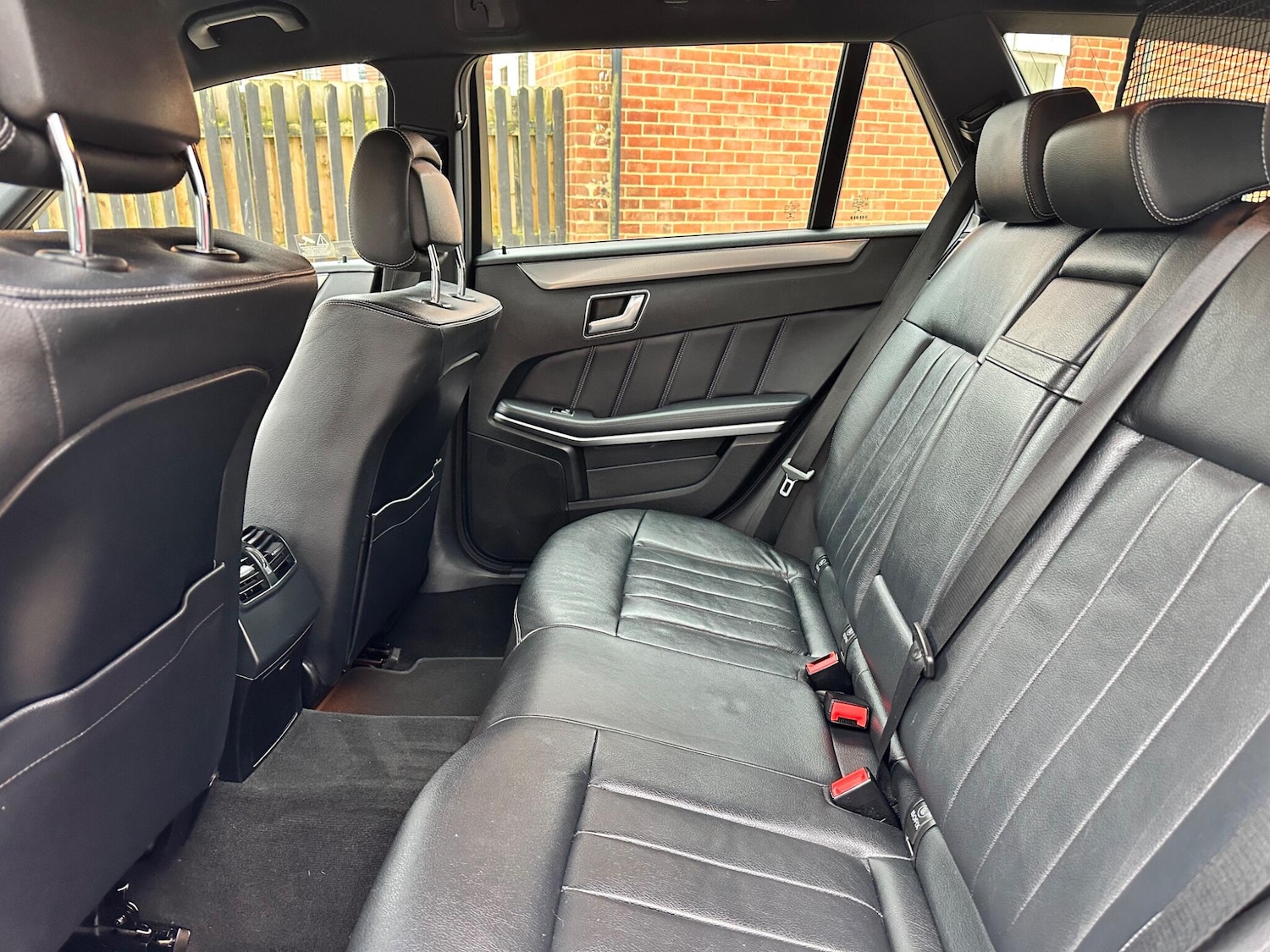 Used Mercedes-Benz E Class 2016 for sale - 77598686: Photo 17