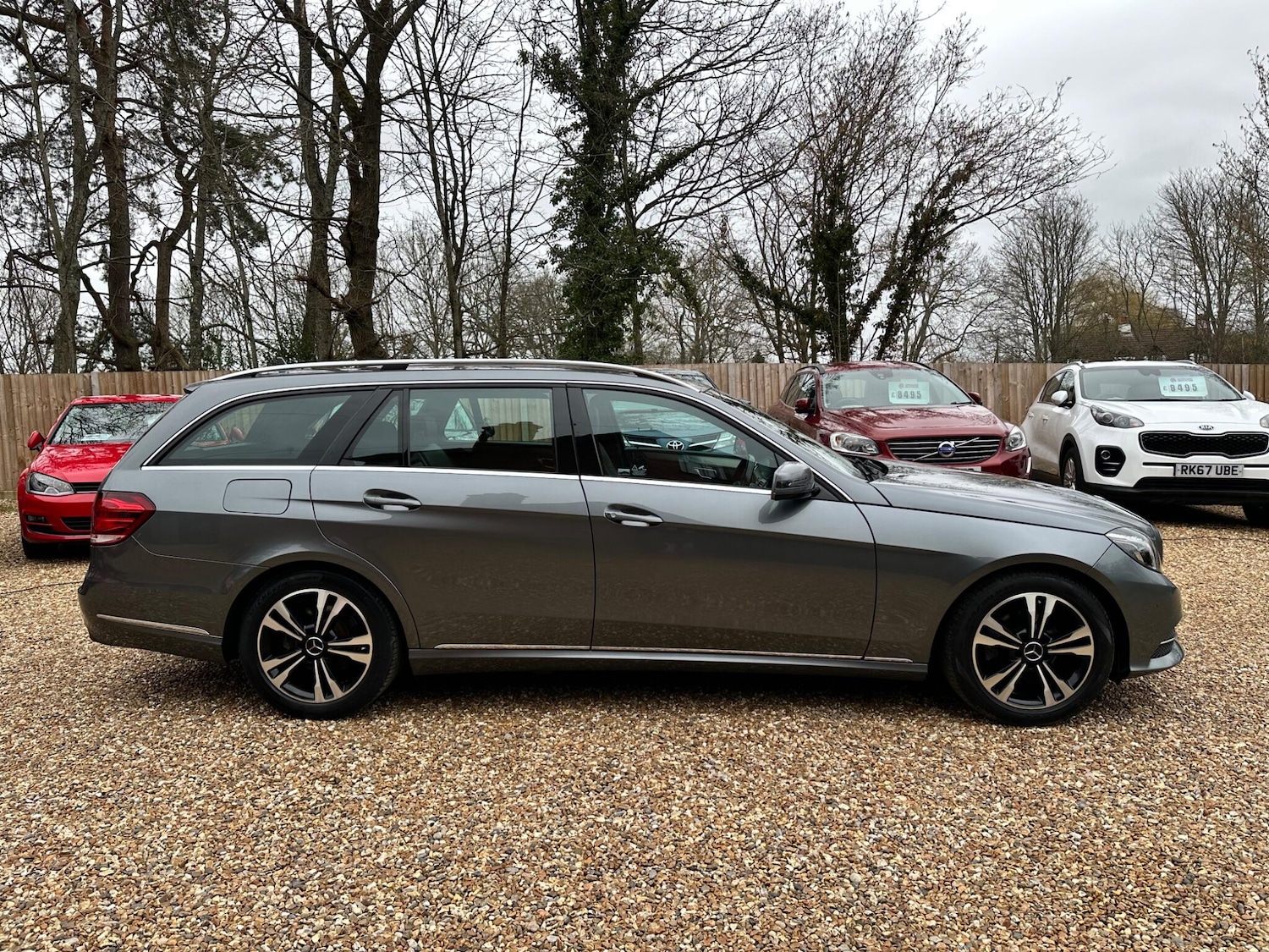 Used Mercedes-Benz E Class 2016 for sale - 77598686: Photo 3