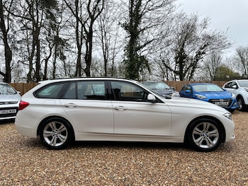 Used BMW 3 Series 2017 for sale - 77683032: Photo