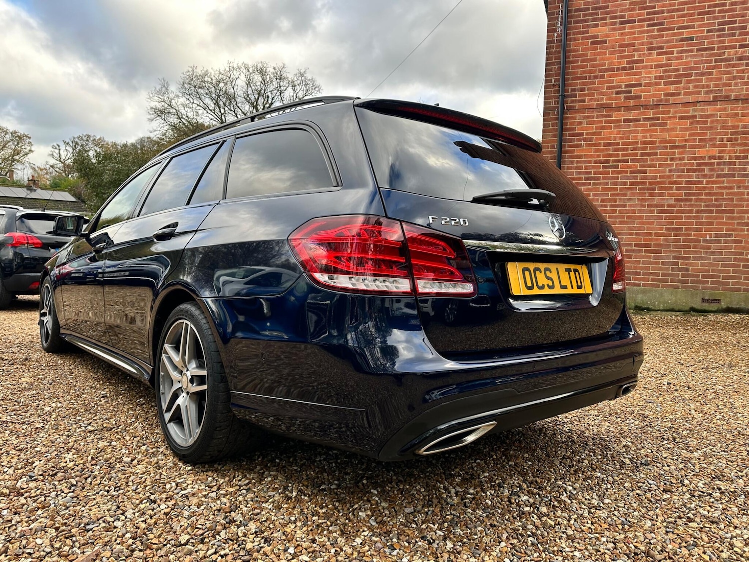 Used Mercedes-Benz E Class 2015 for sale - 76994253: Photo 6