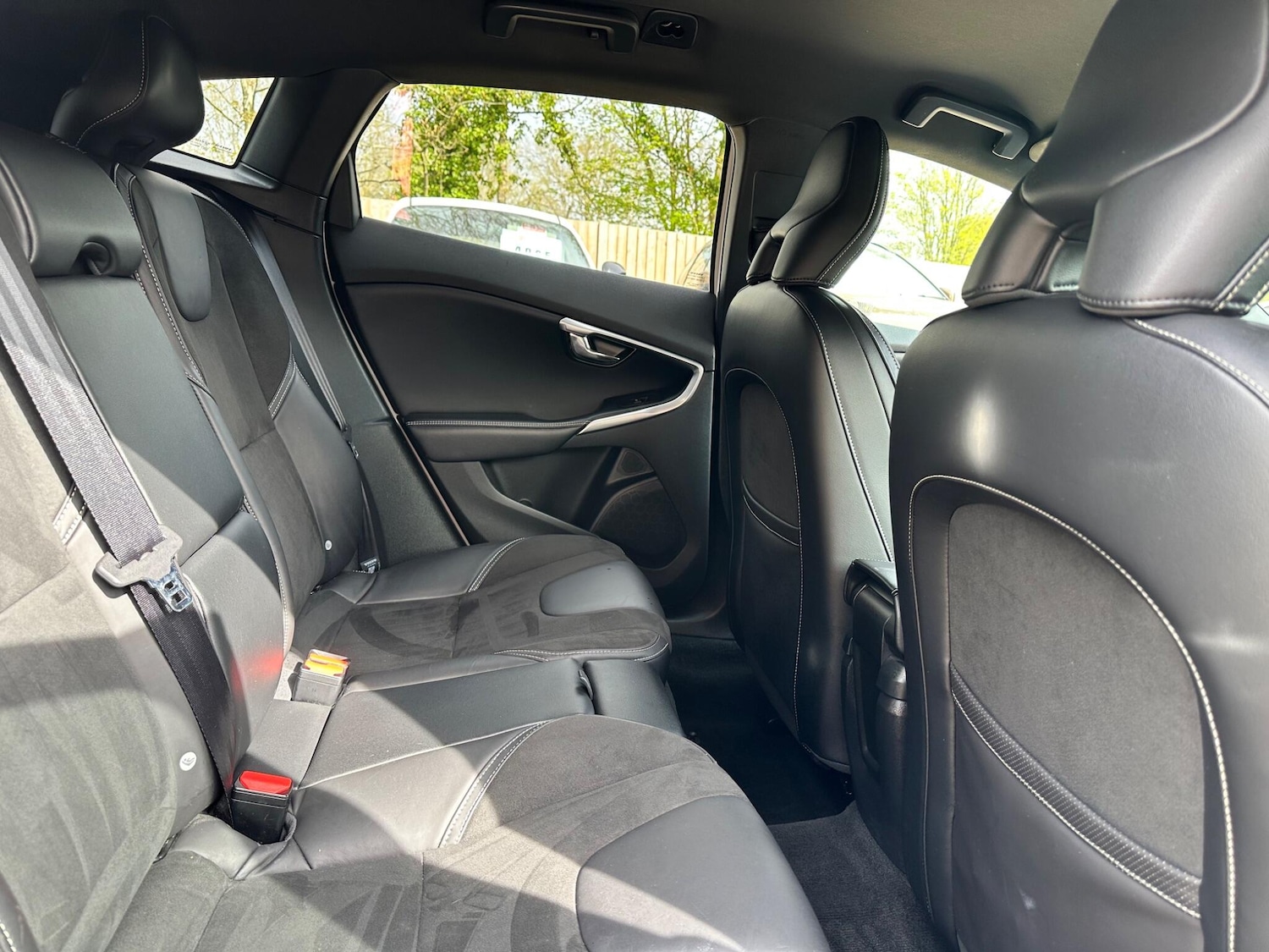 Used Volvo V40 for sale - 78184766: Photo 16