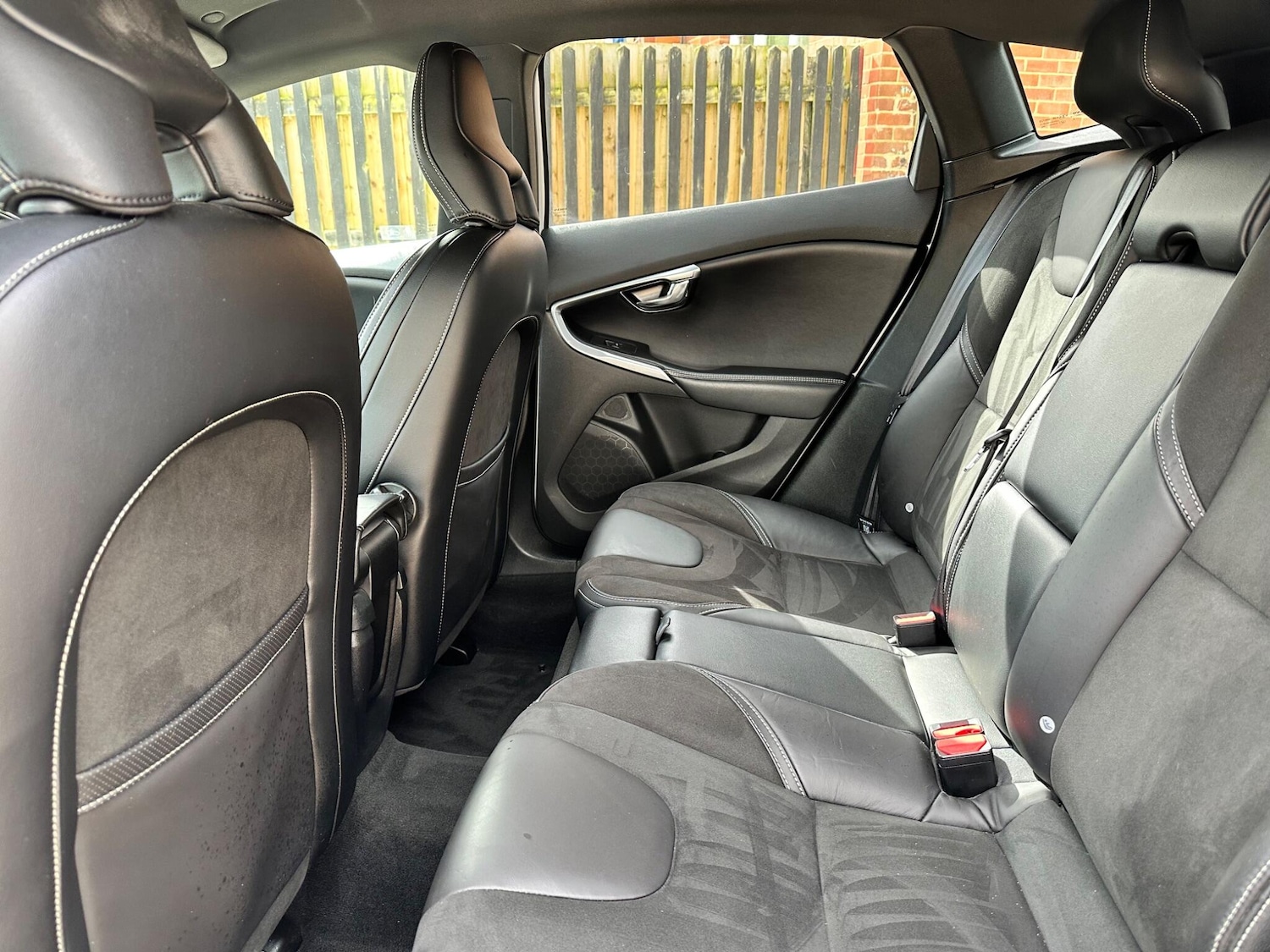 Used Volvo V40 for sale - 78184766: Photo 17