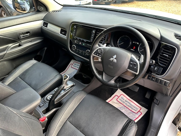 Used Mitsubishi Outlander 2015 for sale - 76214598: Photo 11