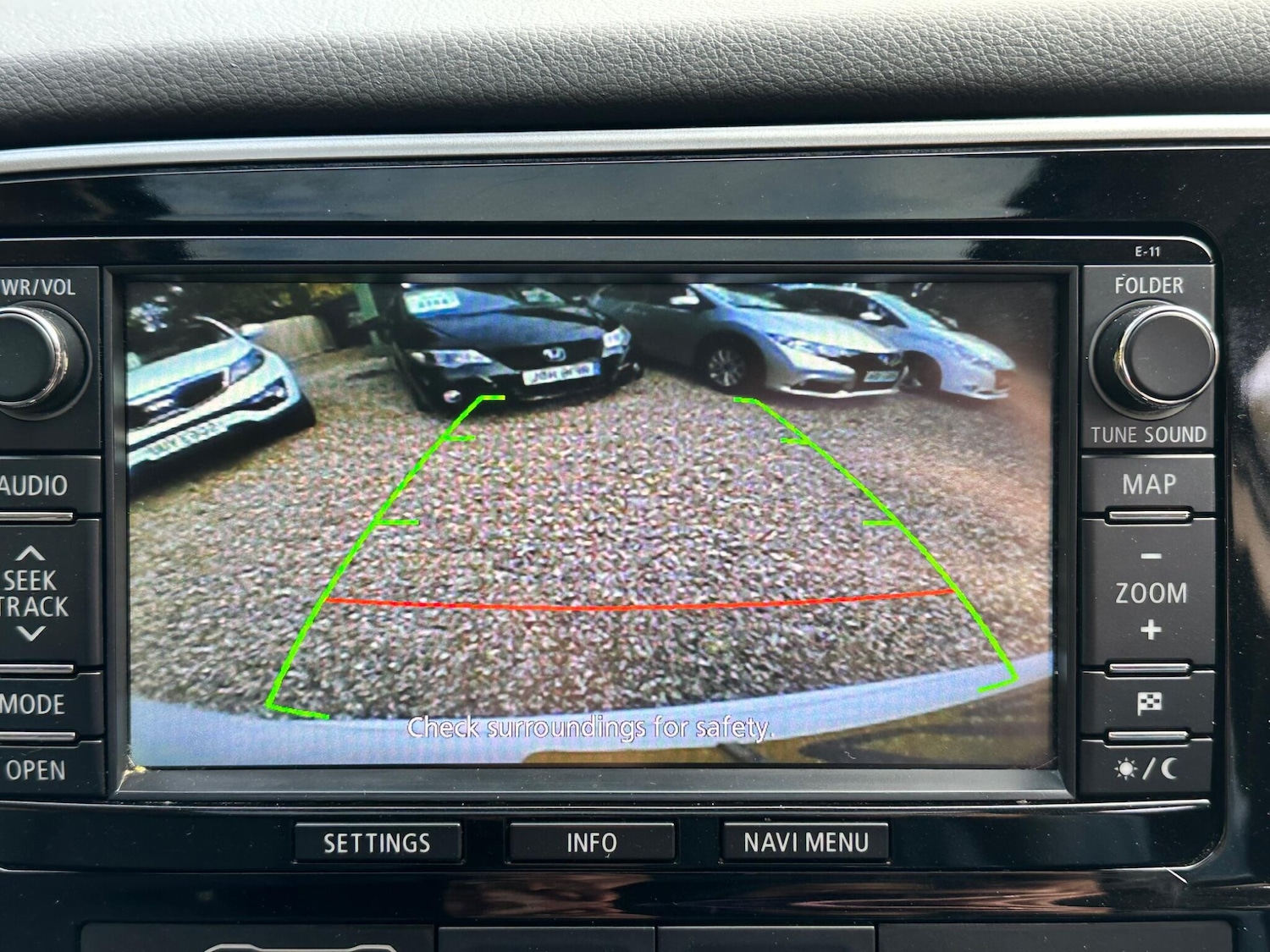 Used Mitsubishi Outlander 2015 for sale - 76214598: Photo 14