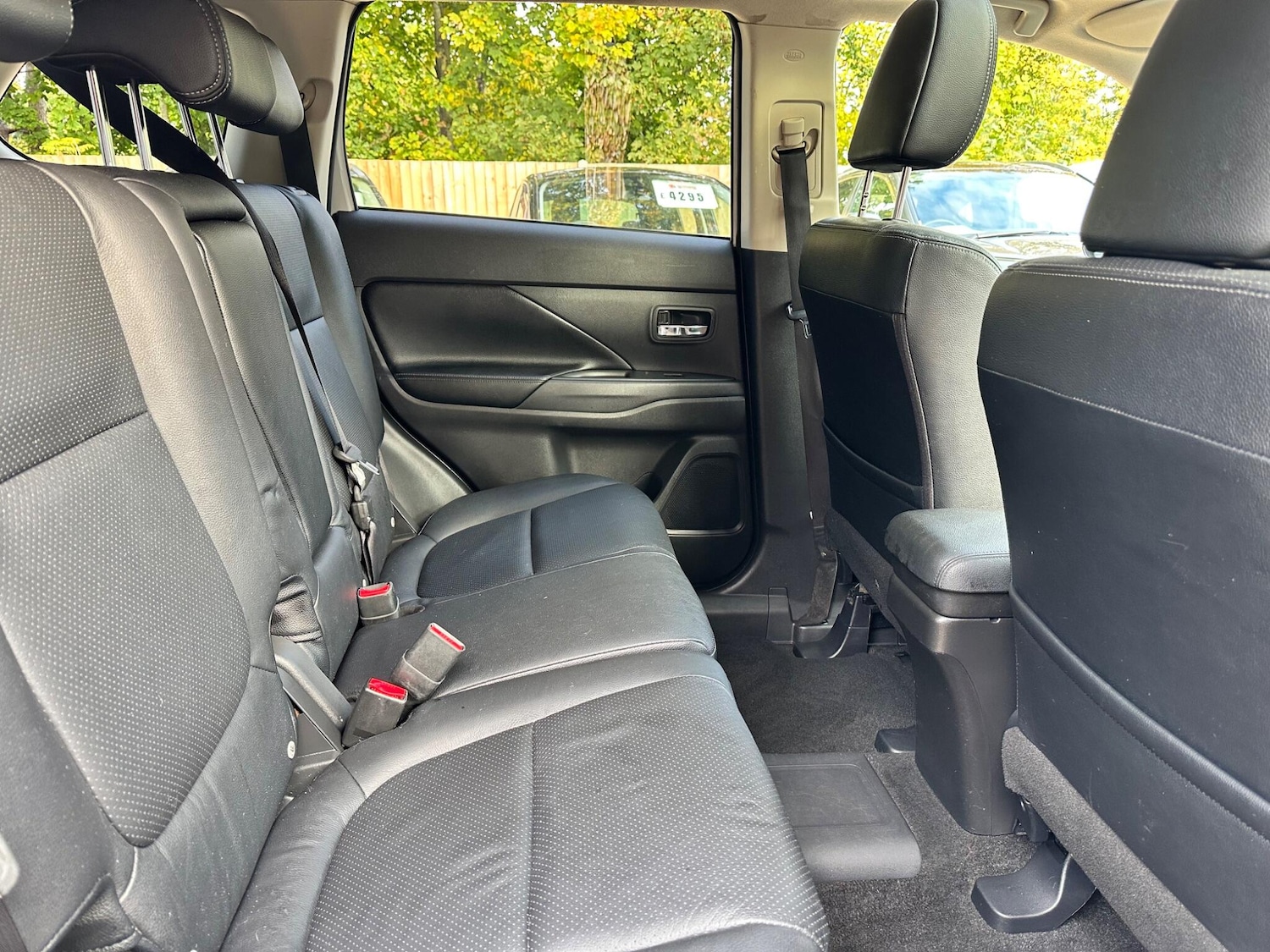 Used Mitsubishi Outlander 2015 for sale - 76214598: Photo 18