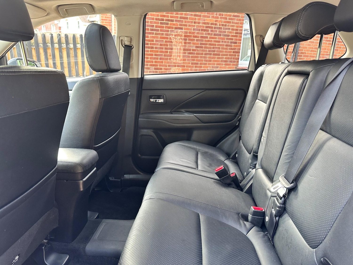 Used Mitsubishi Outlander 2015 for sale - 76214598: Photo 19