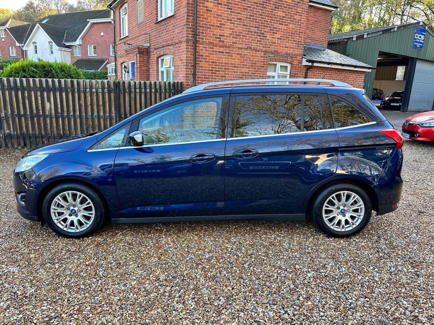 Used Ford Grand C-Max 2011 for sale - 76573216: Photo 8