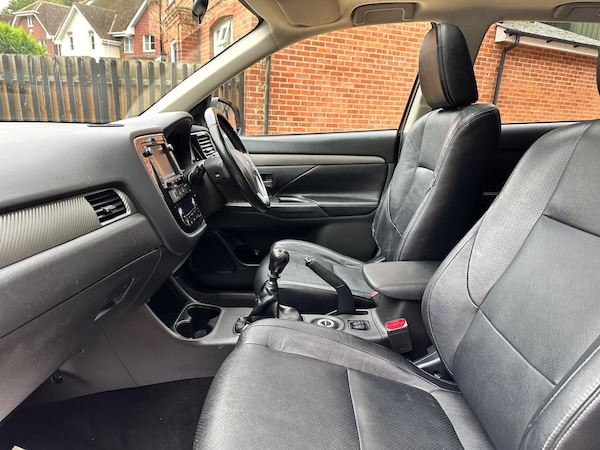 Used Mitsubishi Outlander 2013 for sale - 76284236: Photo 17