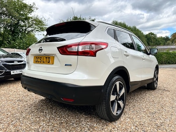 Used Nissan Qashqai 2015 for sale - 79062050: Photo