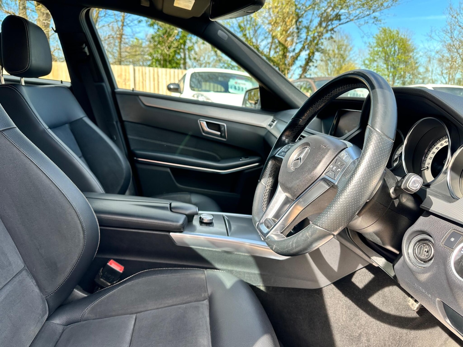 Used Mercedes-Benz E Class 2014 for sale - 78156822: Photo 9