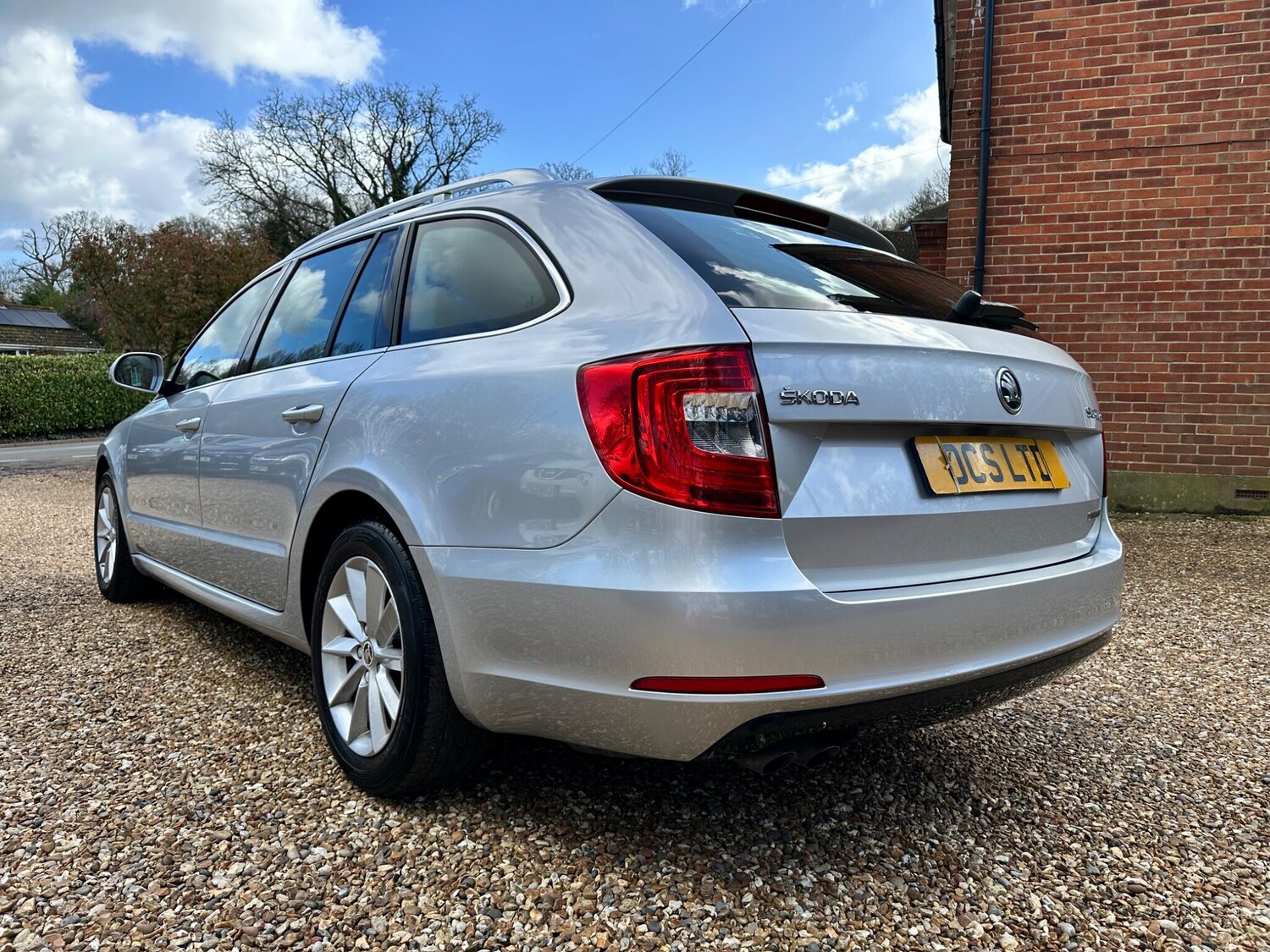 Used Skoda Superb 2014 for sale - 77838523: Photo 6