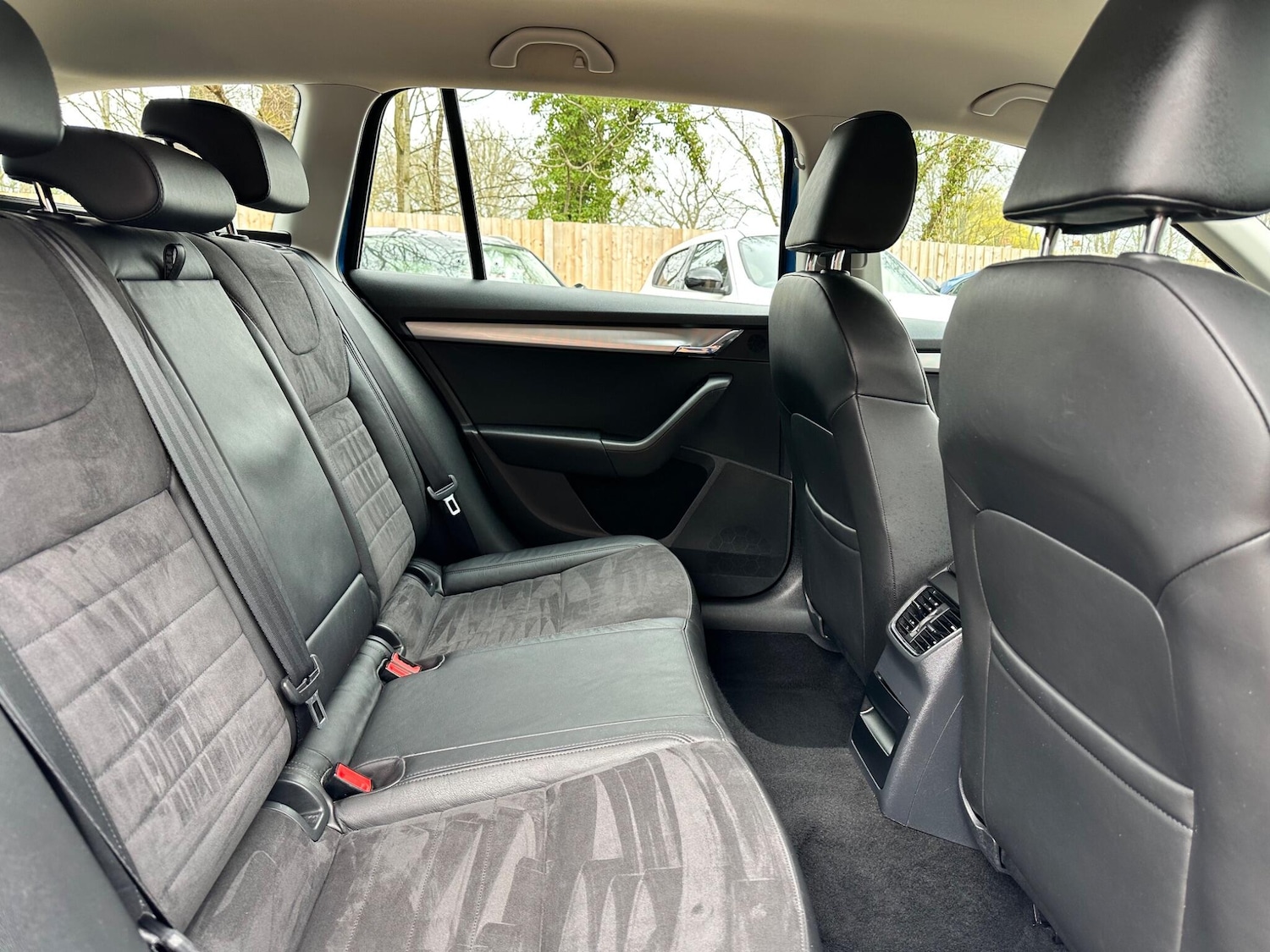 Used Skoda Octavia 2015 for sale - 77909003: Photo 17