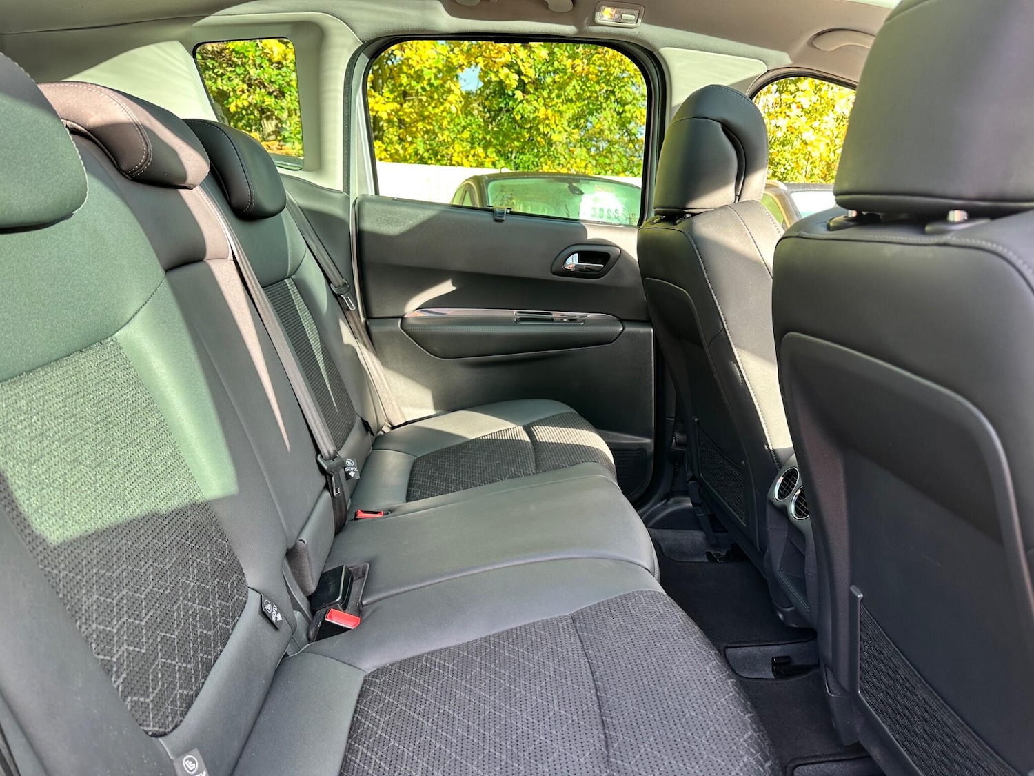 Used Peugeot 3008 2016 for sale - 76349774: Photo 18
