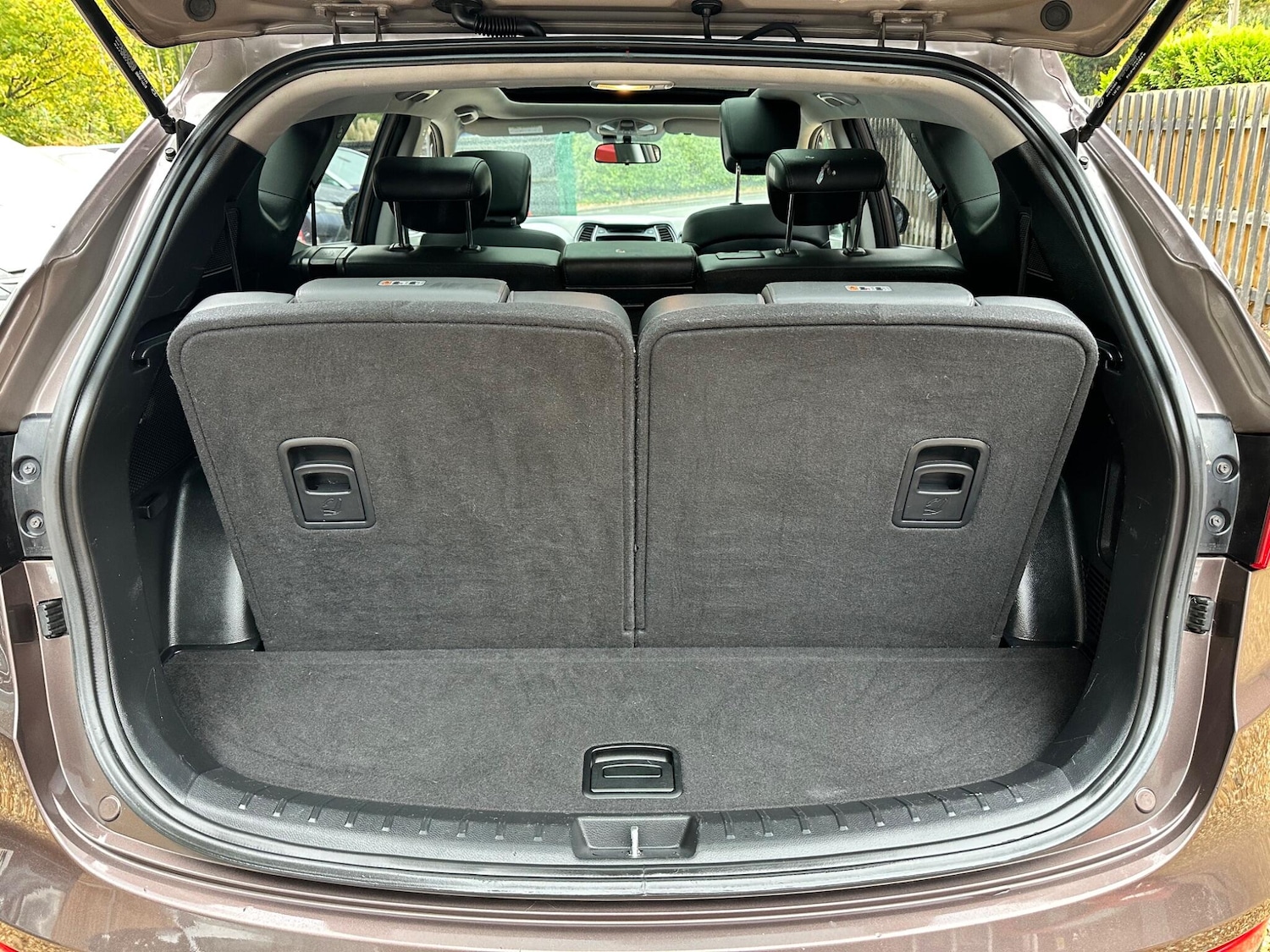 Used Hyundai Santa Fe 2014 for sale - 76997204: Photo 23