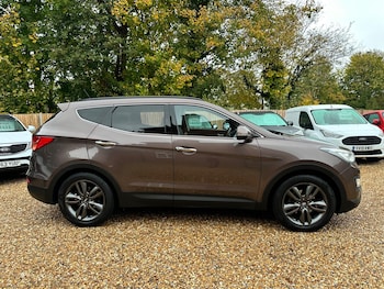 Used Hyundai Santa Fe 2014 for sale - 76997204: Photo