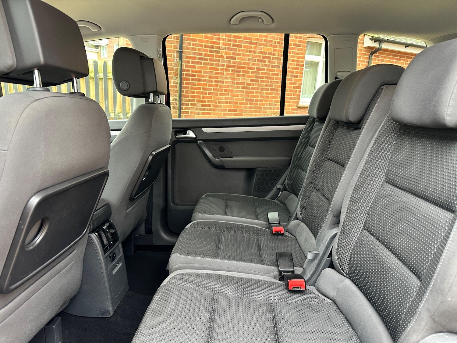 Used Volkswagen Touran for sale - 77599030: Photo 17