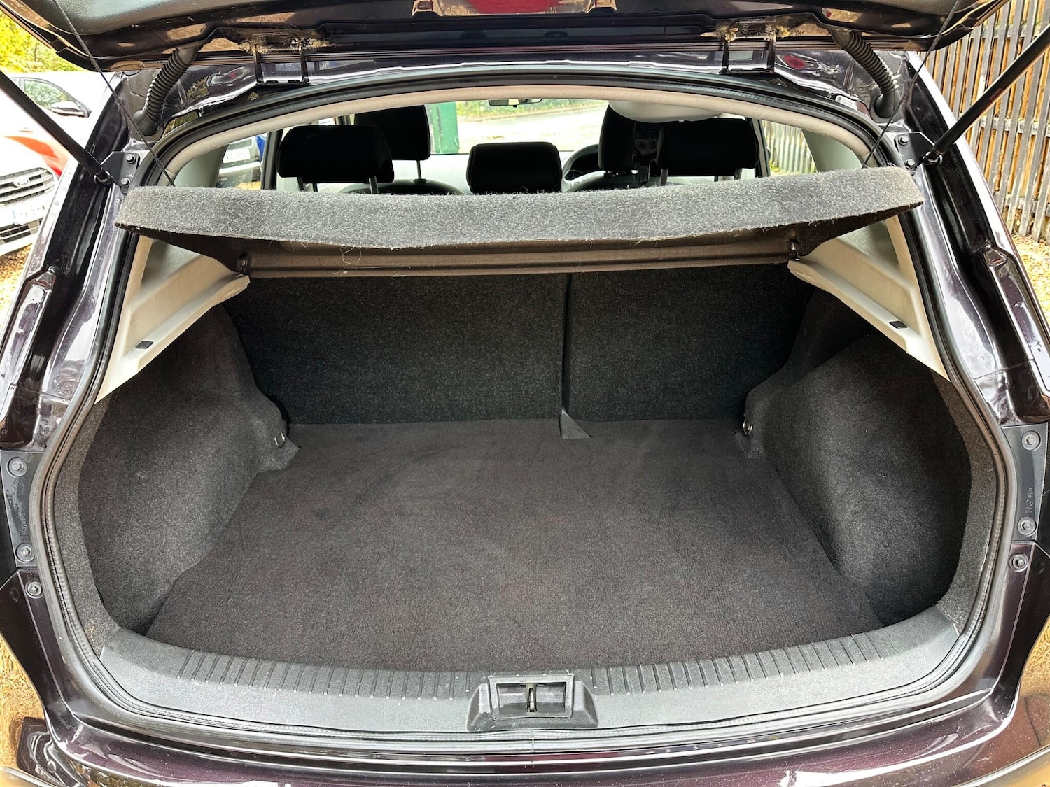 Used Nissan Qashqai 2012 for sale - 76361172: Photo 17