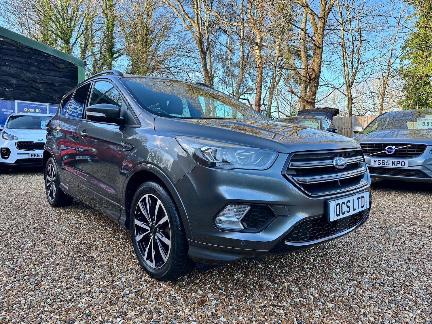 Used Ford Kuga 2017 for sale - 76913429: Photo 2