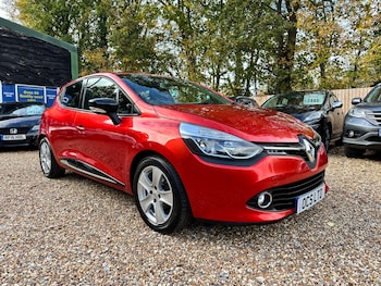 Used Renault Clio 2015 for sale - 76992850: Photo