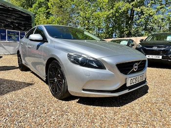 Used Volvo V40 2013 for sale - 78430245: Photo
