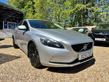 Used Volvo V40 2013 for sale - 78430245: Photo