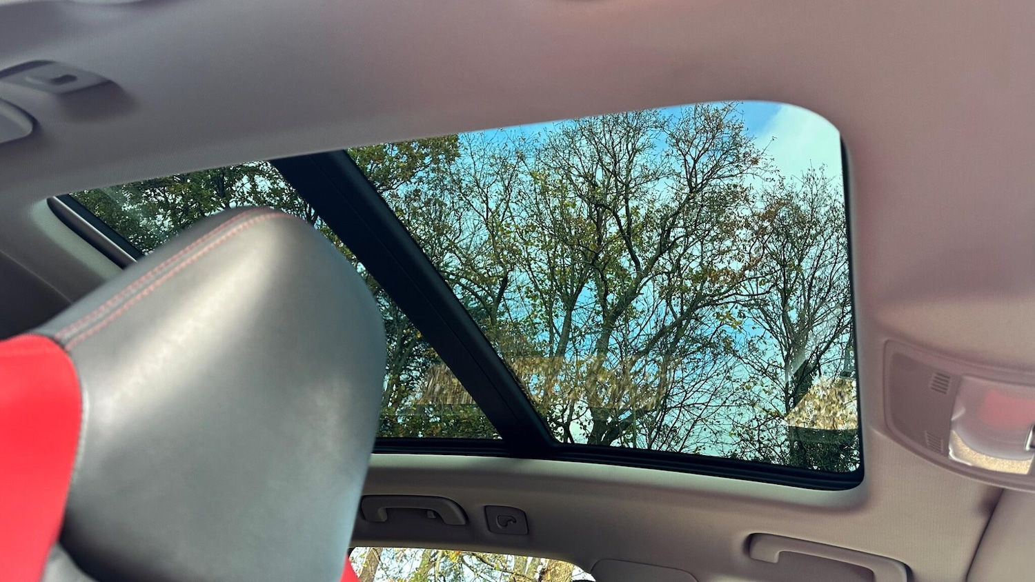 Used Audi S4 Avant 2010 for sale - 76572644: Photo 16