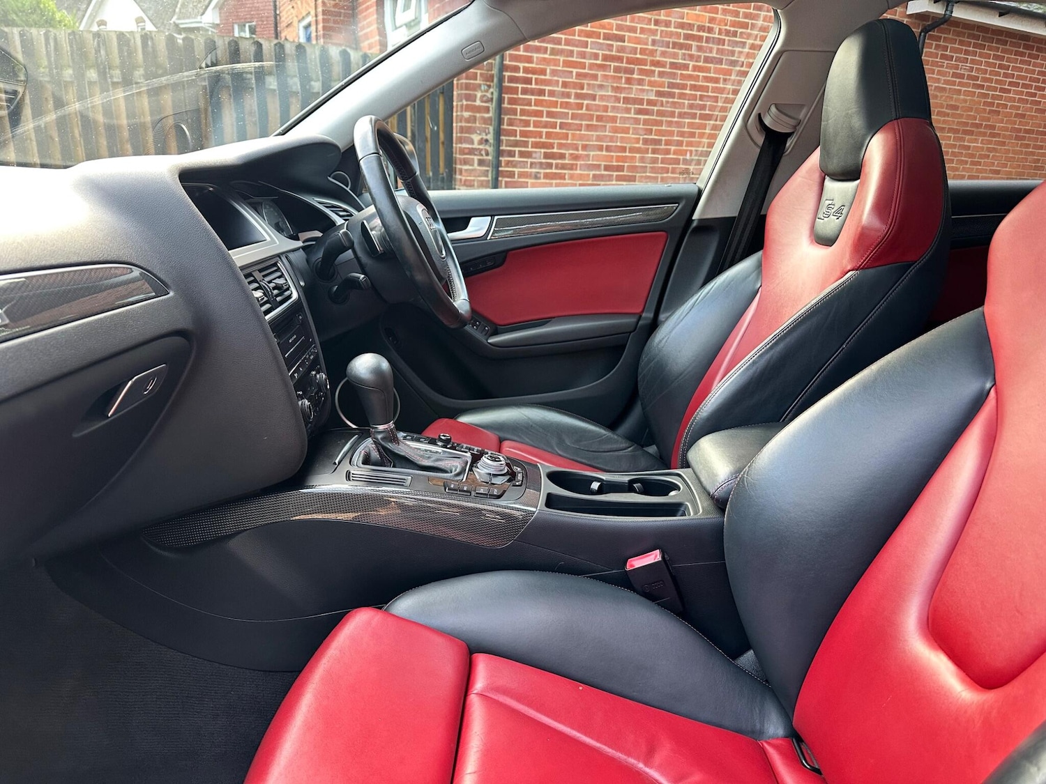 Used Audi S4 Avant 2010 for sale - 76572644: Photo 20