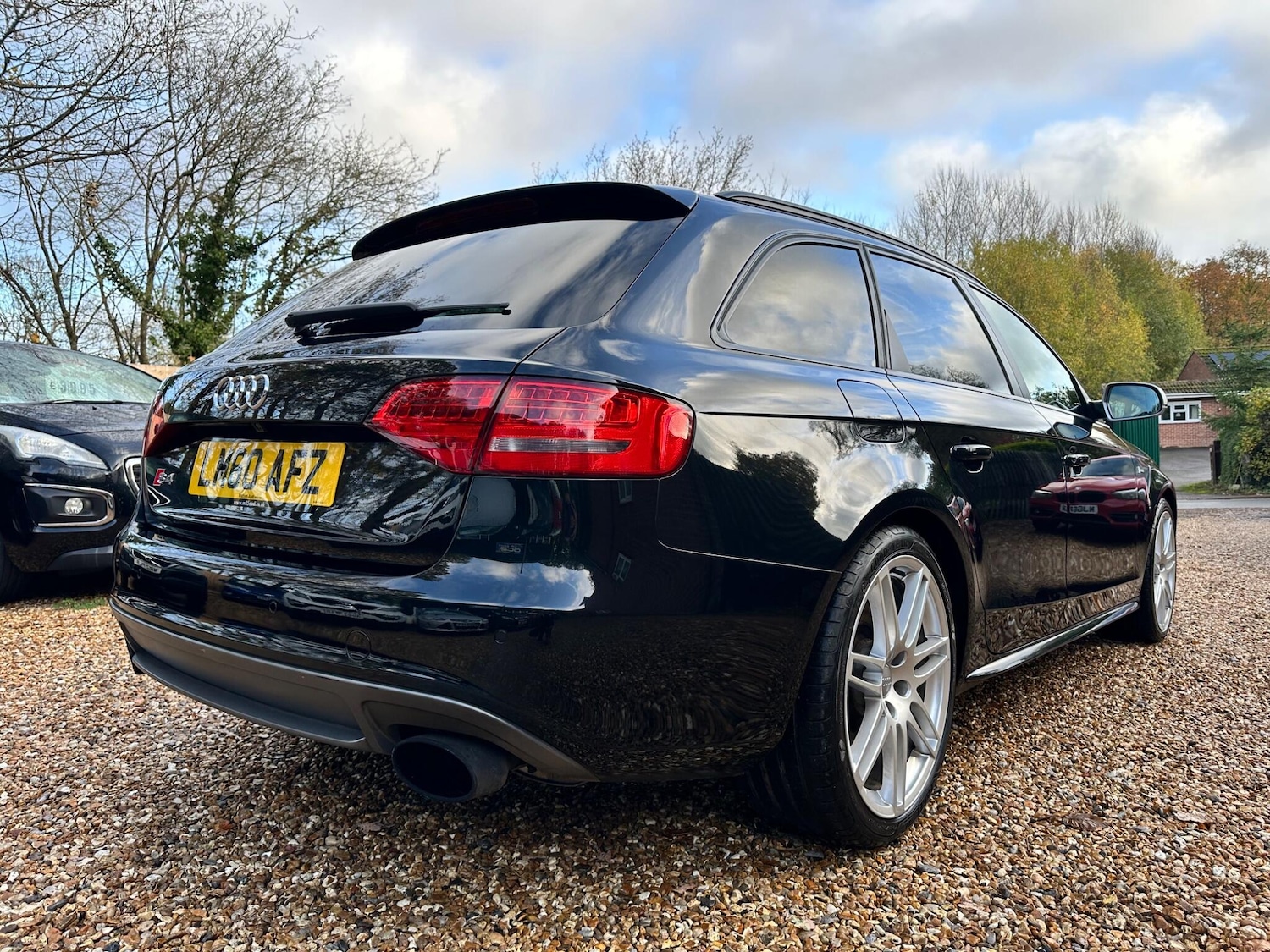 Used Audi S4 Avant 2010 for sale - 76572644: Photo 4