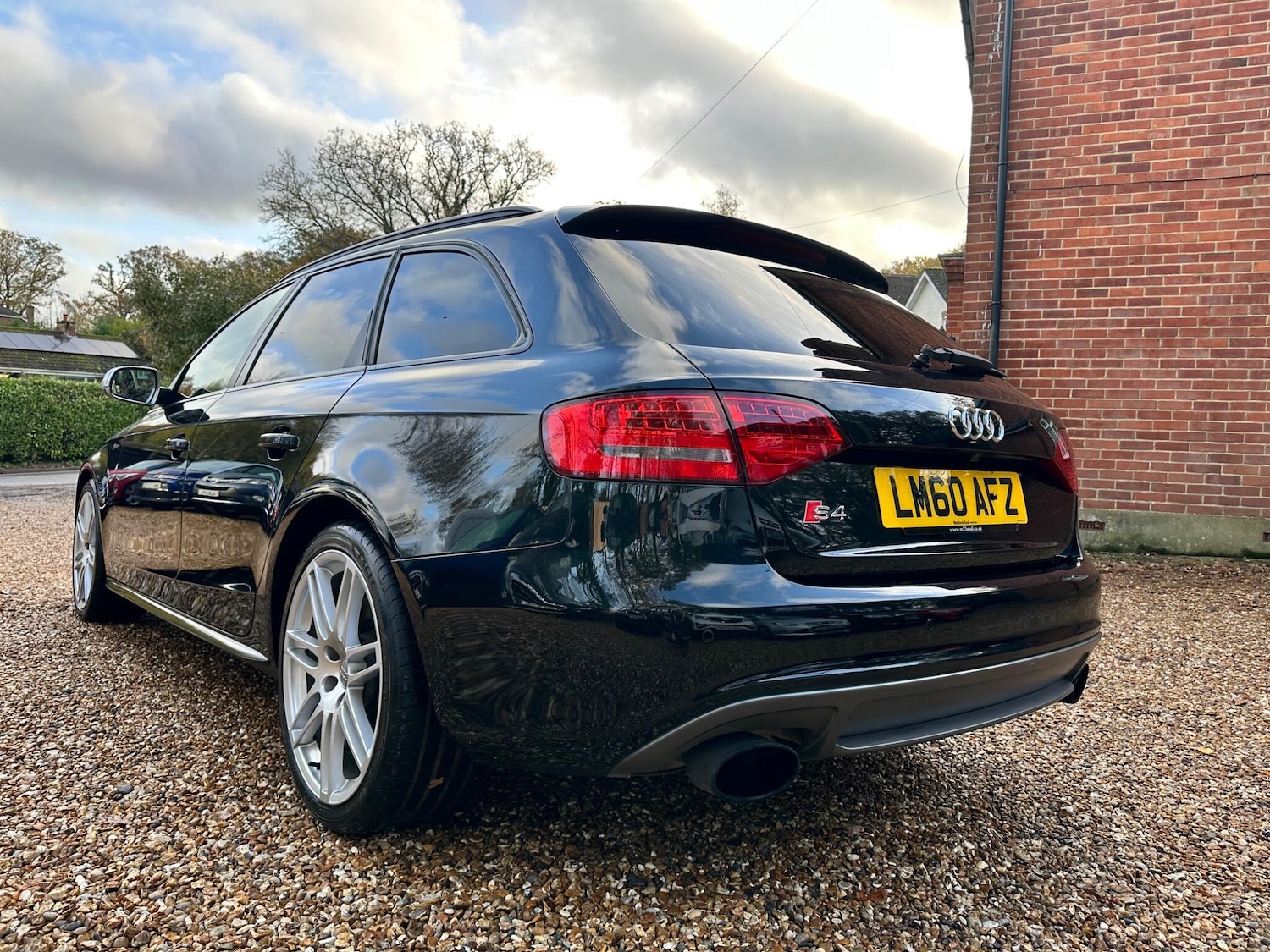 Used Audi S4 Avant 2010 for sale - 76572644: Photo 6