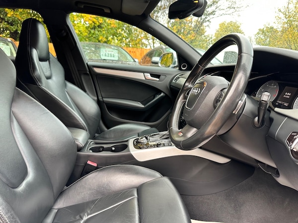 Used Audi A4 2010 for sale - 76326903: Photo 10