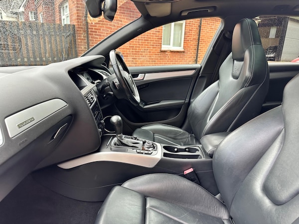 Used Audi A4 2010 for sale - 76326903: Photo 17