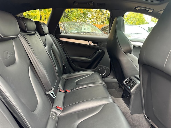 Used Audi A4 2010 for sale - 76326903: Photo 18