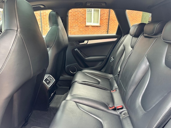 Used Audi A4 2010 for sale - 76326903: Photo 19
