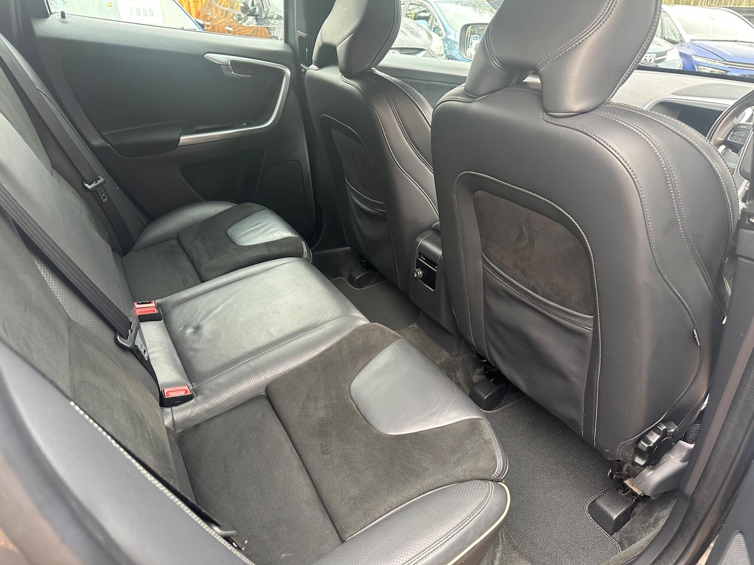 Used Volvo XC60 2015 for sale - 76824316: Photo 8