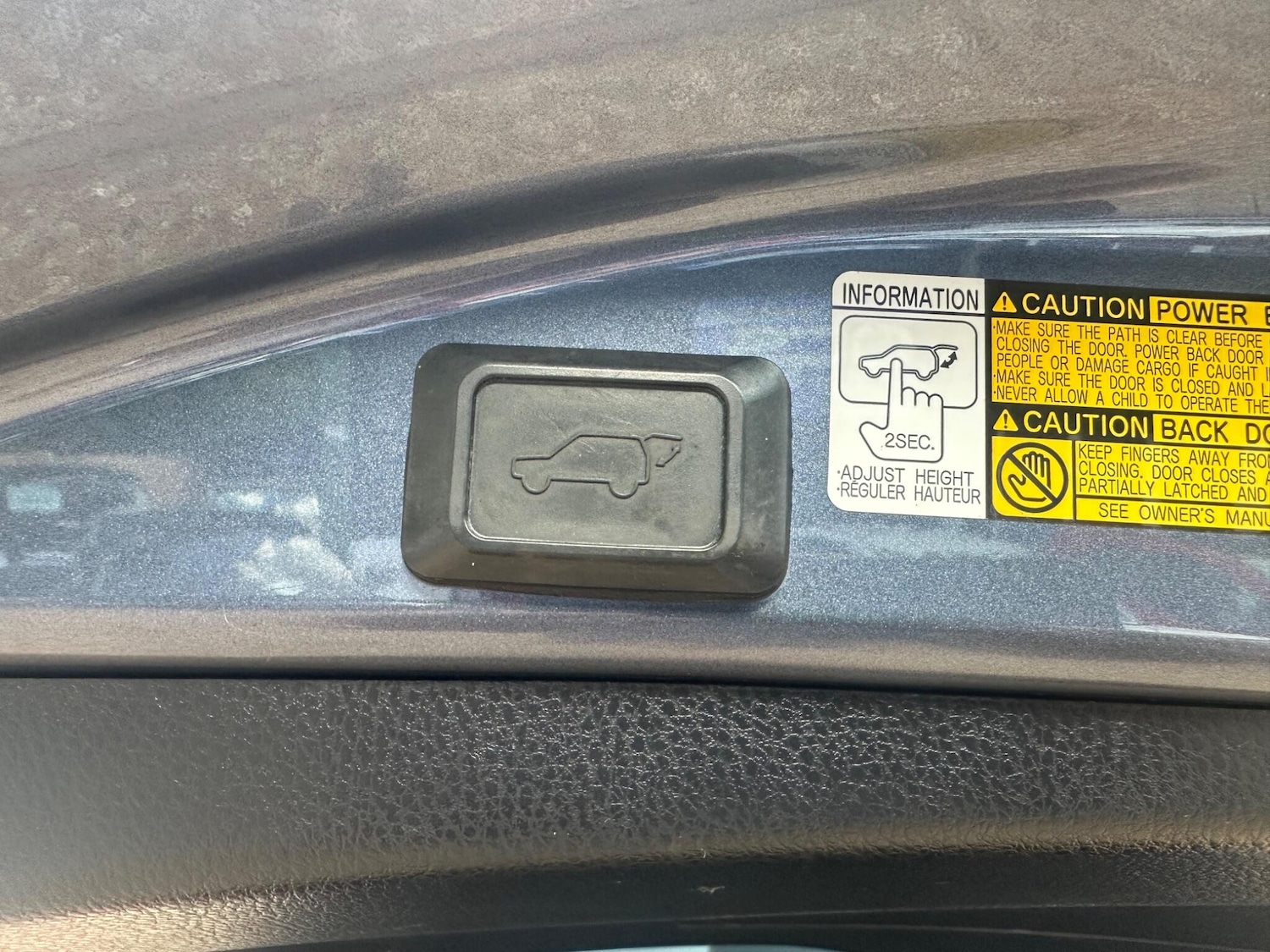 Used Toyota RAV4 2013 for sale - 76988495: Photo 16