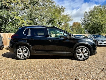 Used Peugeot 2008 2017 for sale - 79794361: Photo