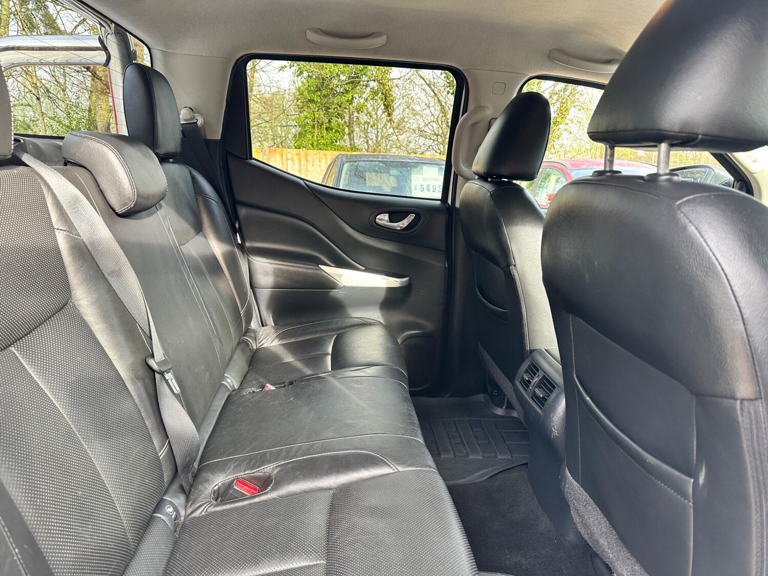 Used Nissan Navara 2018 for sale - 77510965: Photo 17