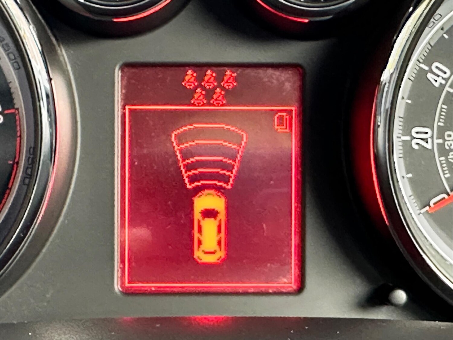 Used Vauxhall Zafira Tourer 2013 for sale - 76425582: Photo 13