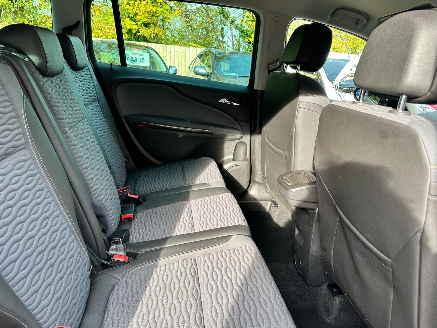 Used Vauxhall Zafira Tourer 2013 for sale - 76425582: Photo 16